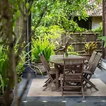 Yabbiekayu Eco-Bungalows
